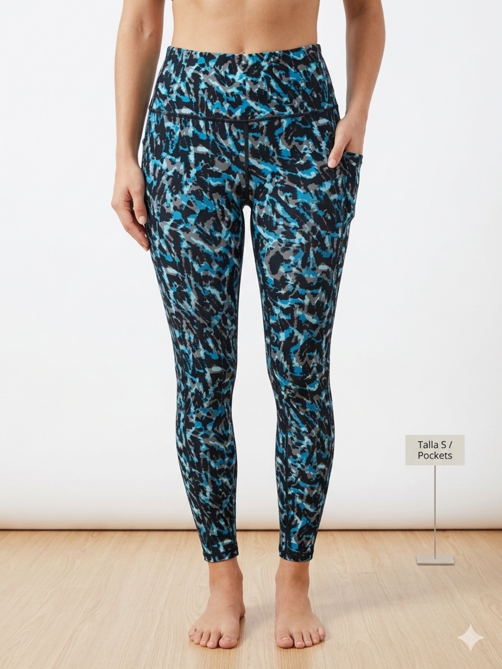 High-Rise Blue Print Pocket Leggings — Women